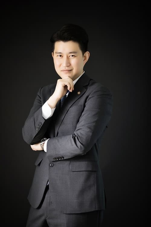 [엑스포츠뉴스] 수원형사변호사, 카메라등이용촬영죄 사안별 해석 다양해져 전문 변호사 조력 필수적