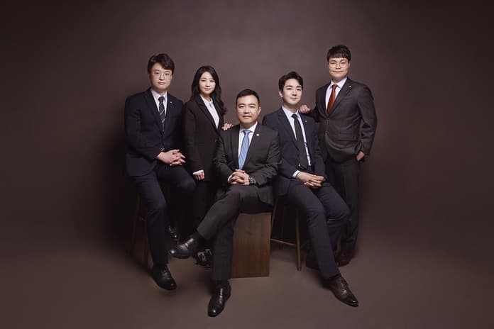 대전형사변호사, 강제추행 가해자로 지목된 3인의 청년들 무혐의 밝혀 뿌듯해